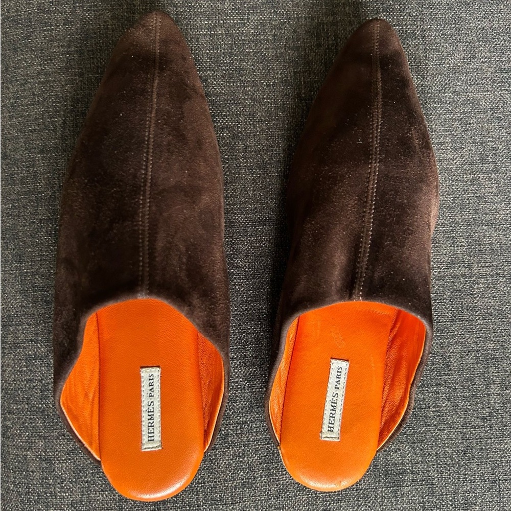 Unisex Brown Suede Slippers